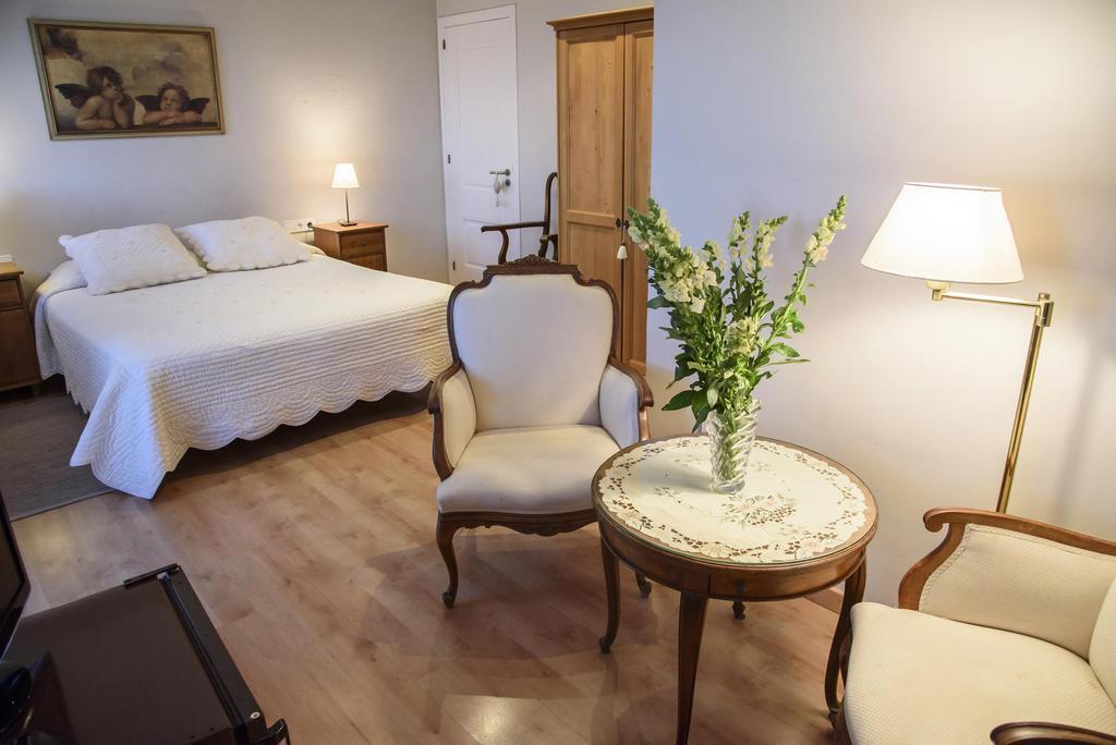 Anita'S Bed And Breakfast Barcelona Exterior photo